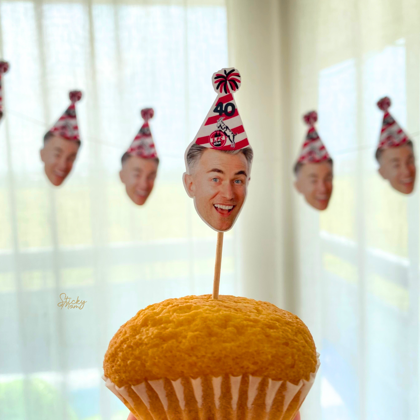 FC KÖLN GIFT, FC KÖLN PARTY, PHOTO BANNER, PHOTO GARLAND, PHOTO CONFETTI, FOOTBALL GARLAND, FOOTBALL CUPCAKE TOPPERS, FOOTBALL CONFETTI Stickymomshop