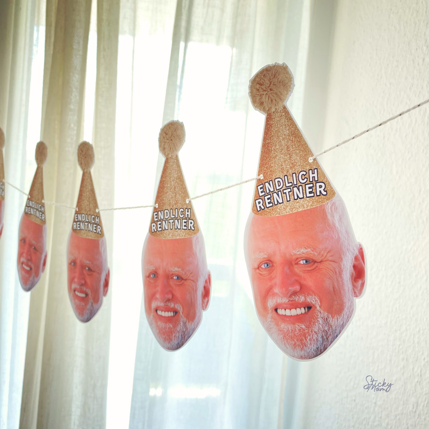 Retirement face banner, cupcake toppers and confetti - pension party