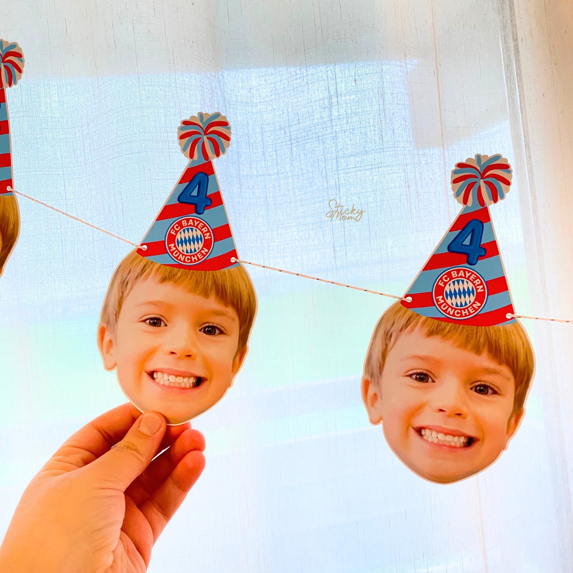 Bayern München FC party | Face banner | Custom birthday garland custom photo cupcake toppers | face confetti soccer birthday