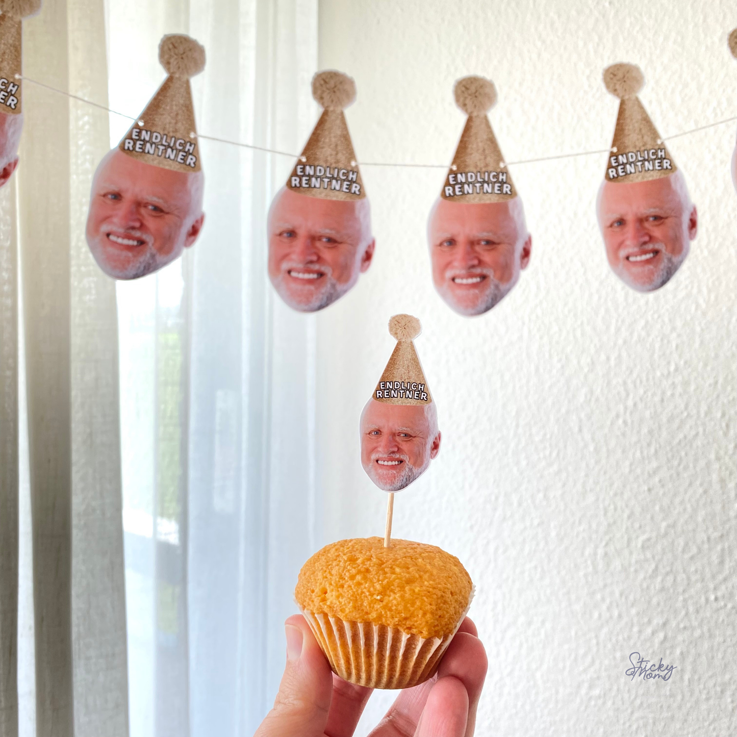 Banner mit Gesicht zum Ruhestand, Cupcake-Topper und Konfetti - Endlich Rentner stickymomshop image